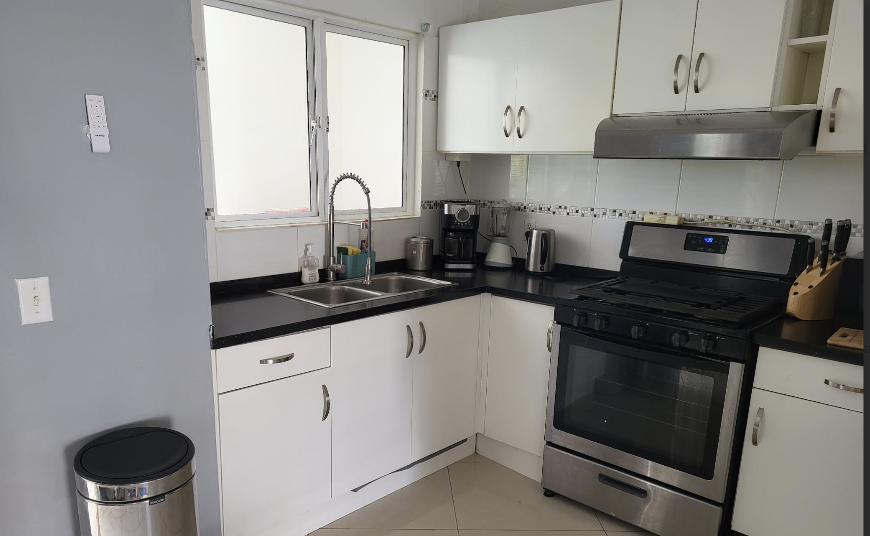 Marbella Estate Jan Thiel fully furnished - gated community - Jacuzzi - puclic Pool - Include garden maintenance Marbella Estate Jan Thiel fully furnished - gated community - Jacuzzi - puclic Pool - Include garden maintenance